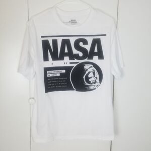 Buzzaldrin NASA graphic t-shirt